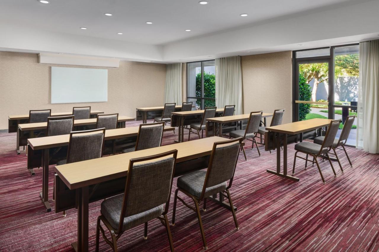 Courtyard By Marriott Dallas Lewisville Dış mekan fotoğraf